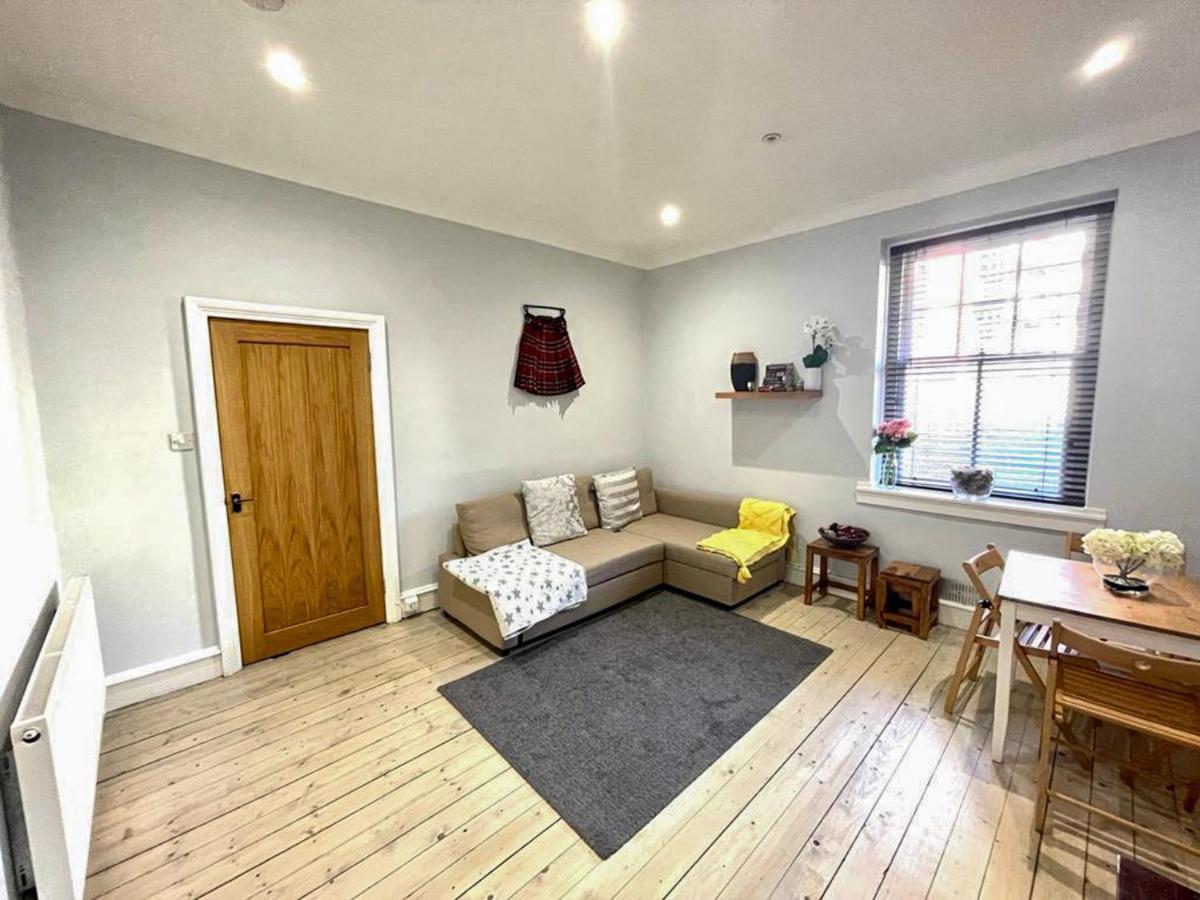 Stunning 2 Bed Nr The Royal Mile & The Castle Appartement